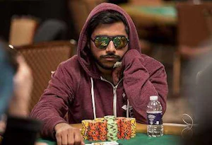 Indian-Poker-Player